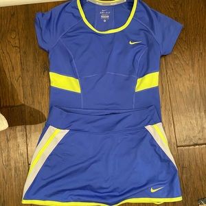 Nike tennis shirt and skirt set